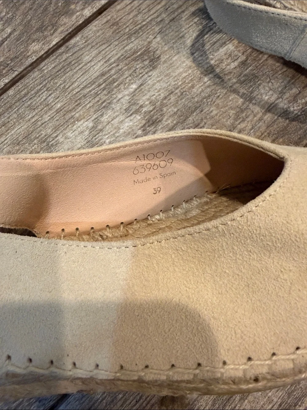 Boden Women’s Cream Espadrille Slingback Flats size 39 US 8